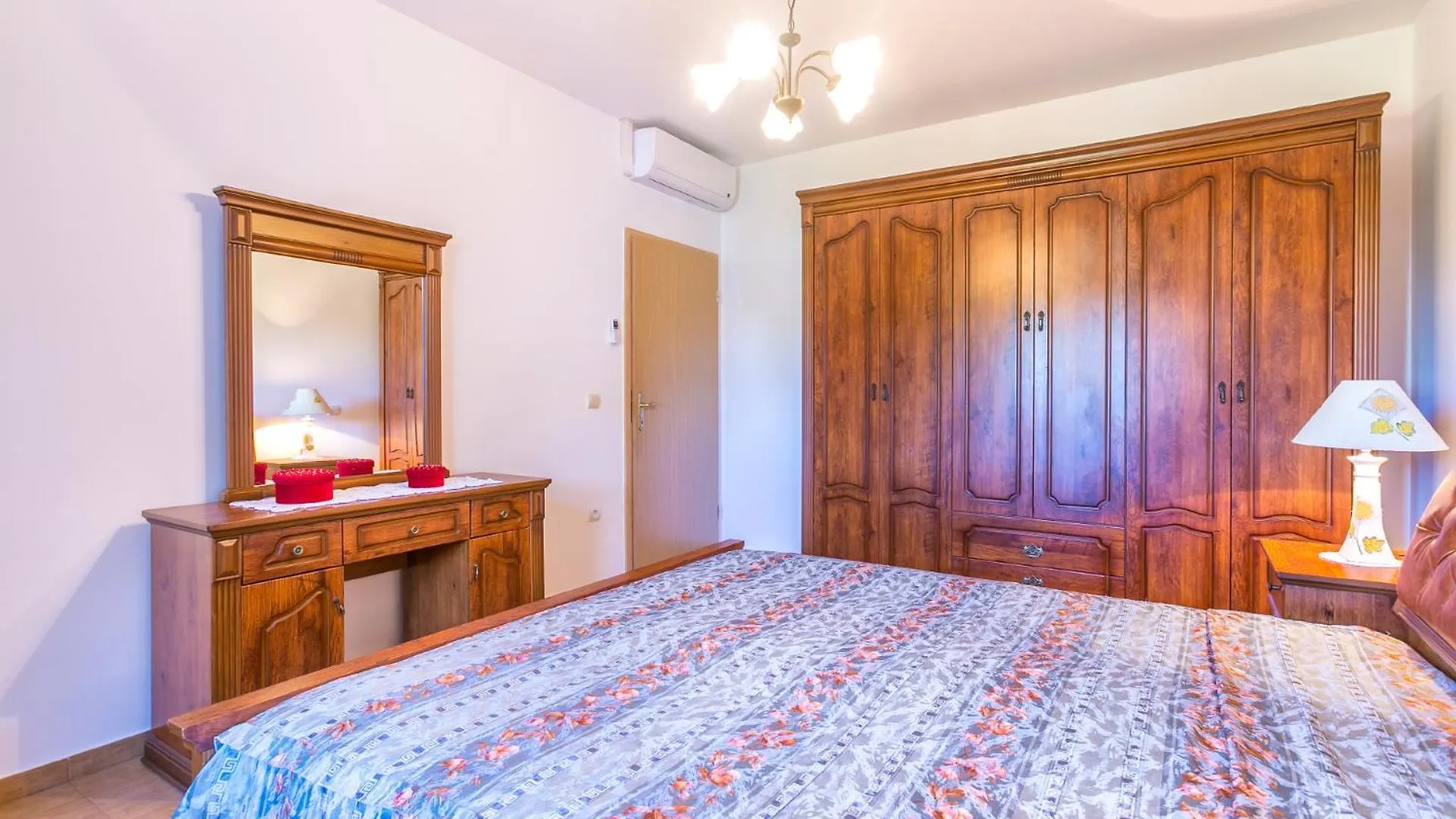 Aretha - Mpolo Villa Liznjan Holiday home